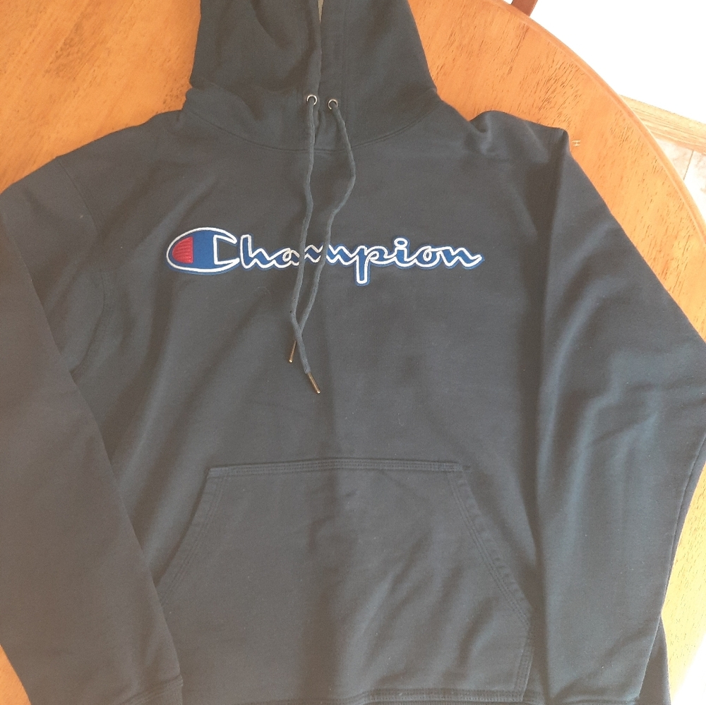 Champion hoodie dark blue size medium A1A6